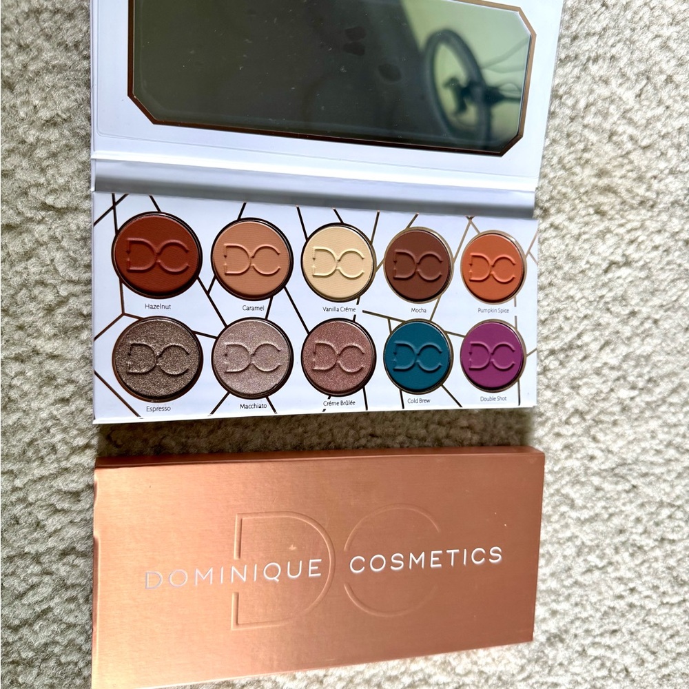 BRAND NEW Dominique Cosmetics Palette -LATTE